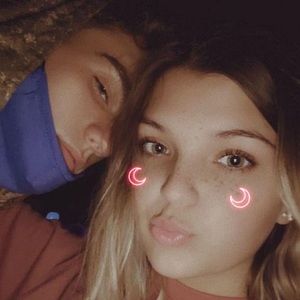 Meet your Posher, Savanna